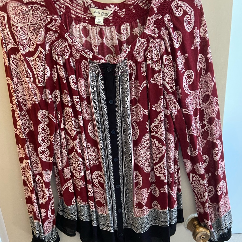 Lucky Brand Med lightweight blouse - Picture 2 of 4
